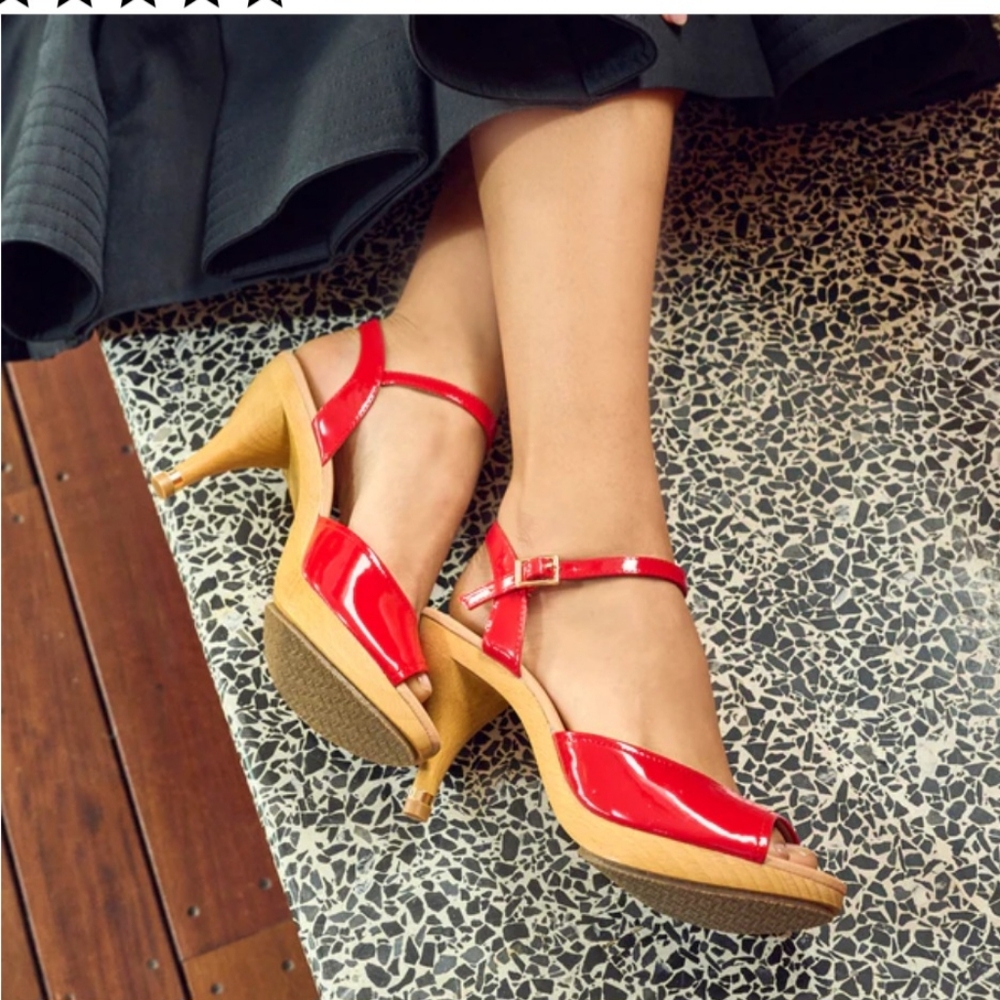 Brand new Nina Shoes 7.5 Red